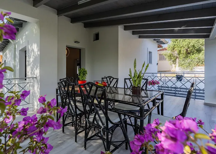 Montecasa * Epanomí